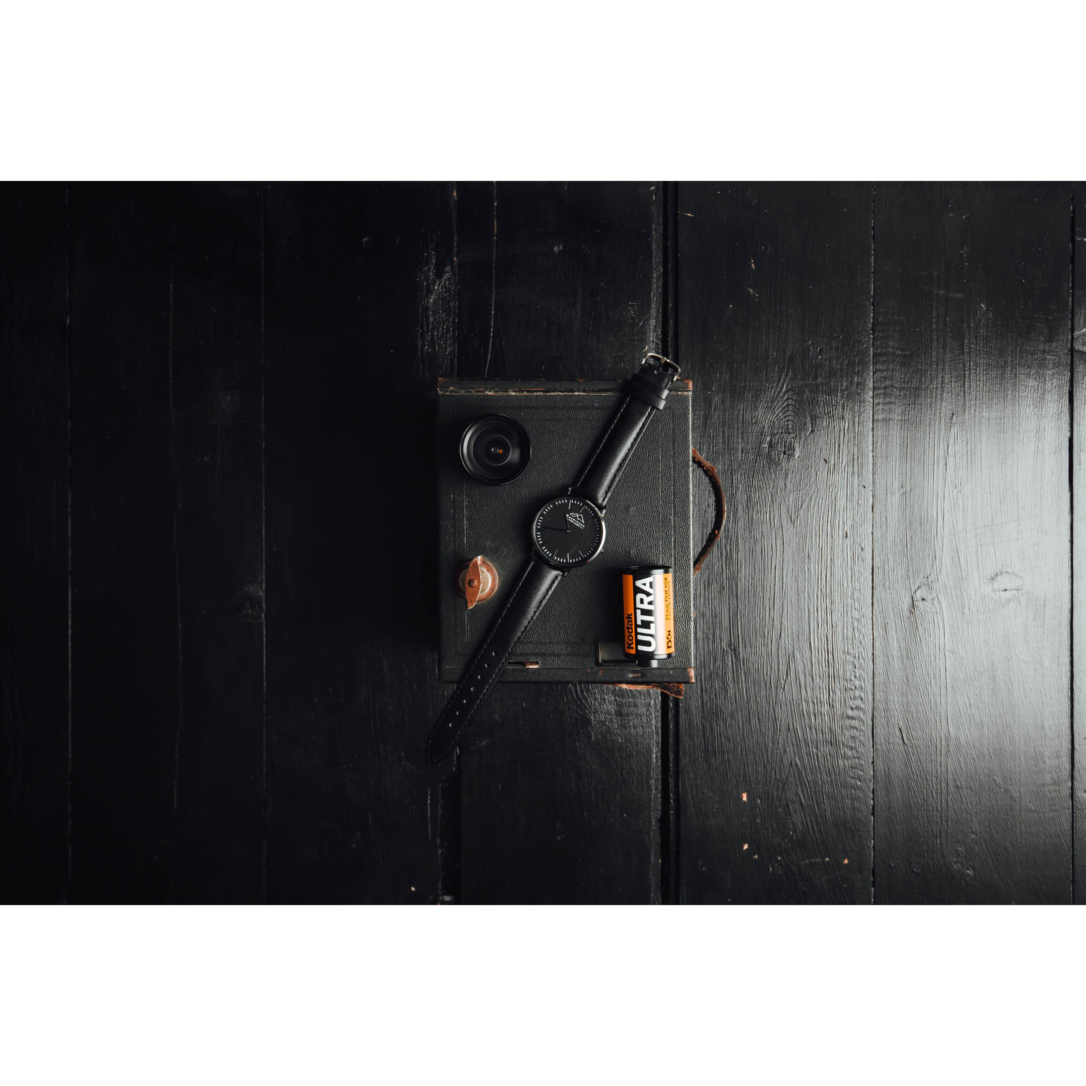 Black Vintage Classic